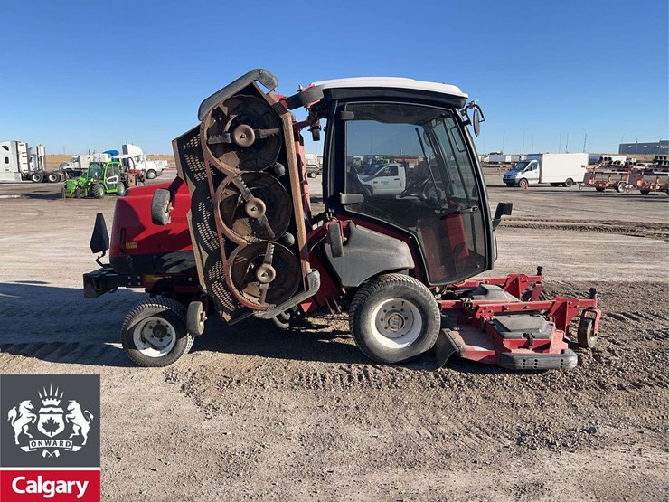 toro-31590n.-4x4-mower-image-6