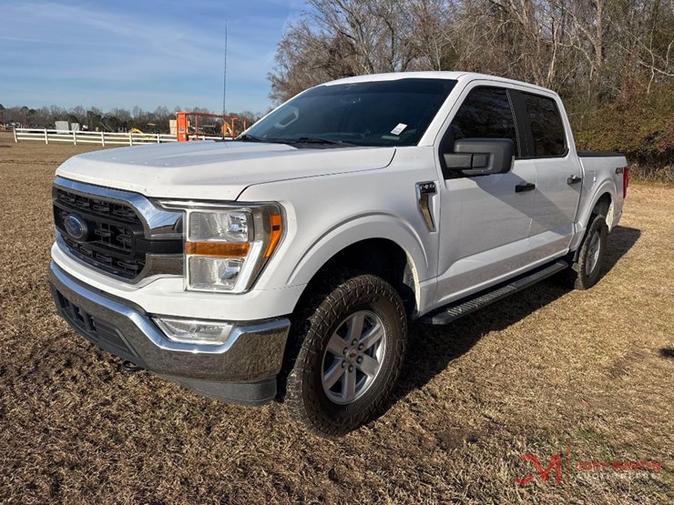 2021-ford-f150-xlt-image-4
