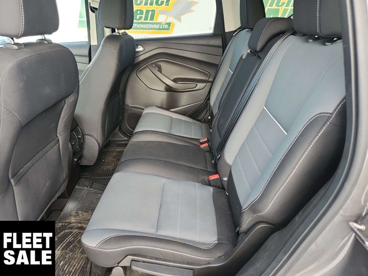 2013-ford-escape-image-16