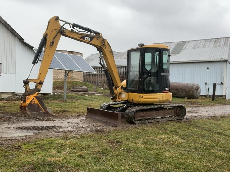 2004-caterpillar-304cr-image-1