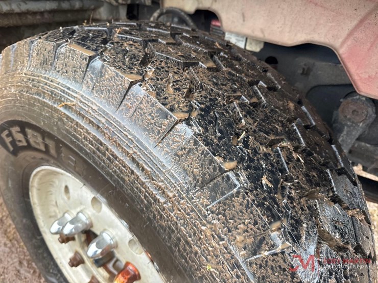 2010-mack-gu713-granite-roll-off-truck-image-25