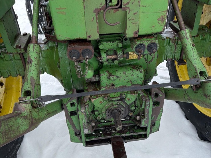 john-deere-4020-image-8