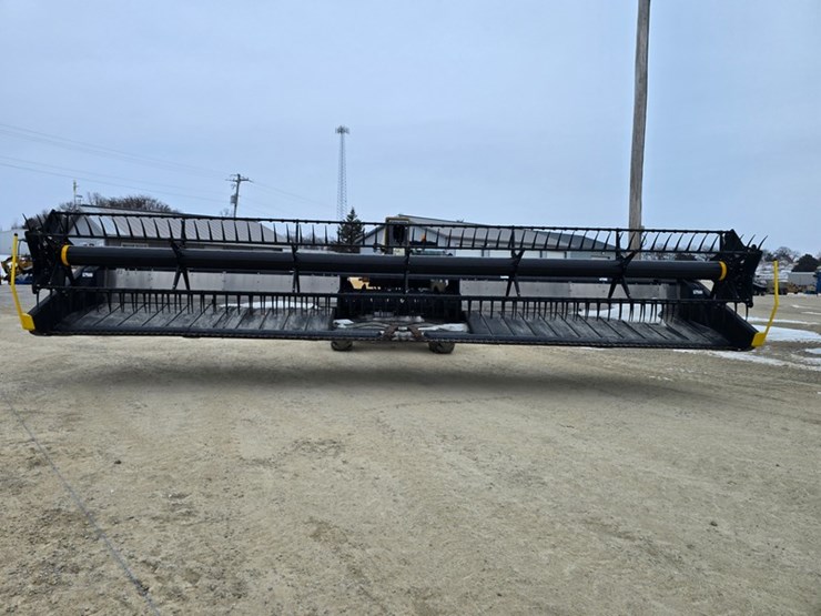 #49-•-geringhoff-30'-flex-draper-grain-head-image-19