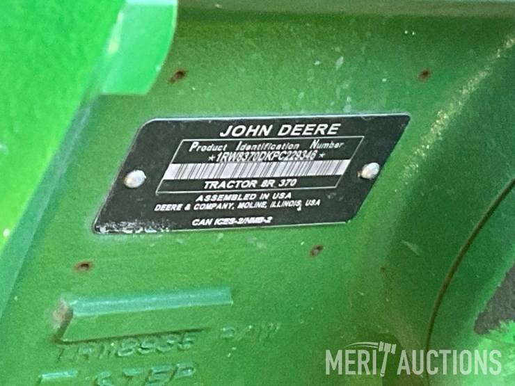 2023-john-deere-8r-370-image-60