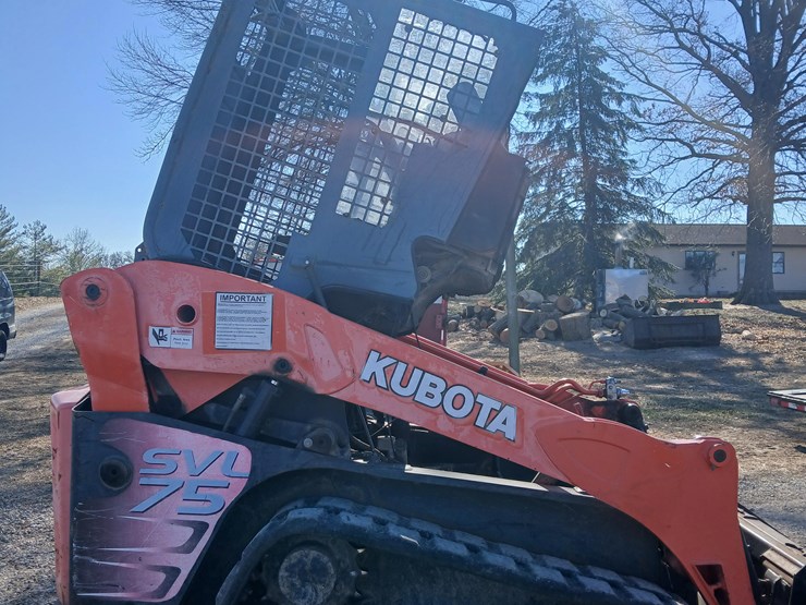 2010-kubota-svl75-image-5