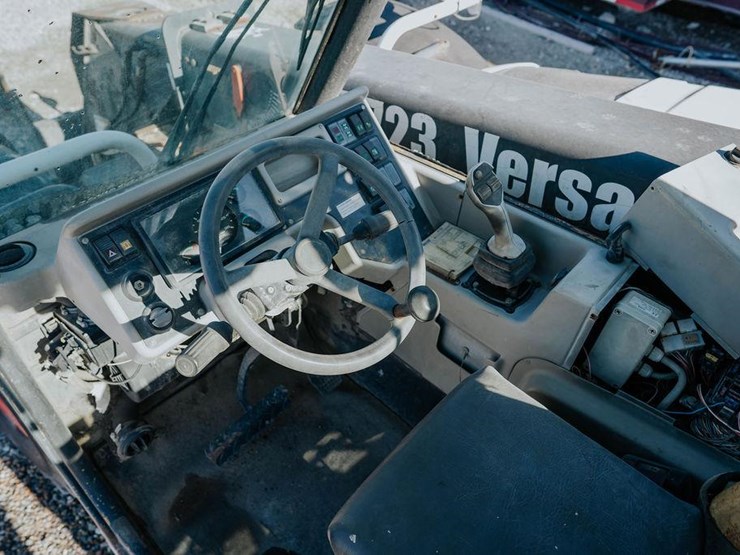 2005-bobcat-v723-image-26