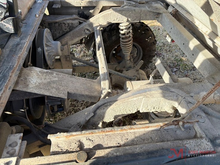 2021-ingersoll-rand-club-car-carry-all-utv-image-16