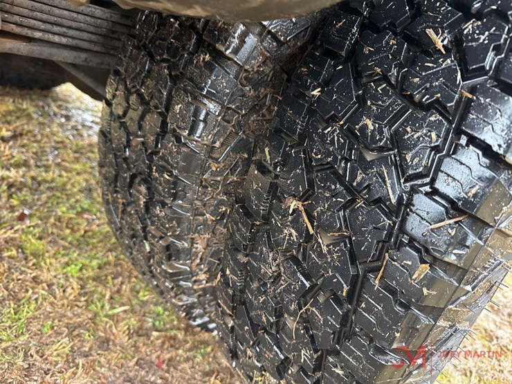 2001-sierra-3500-pickup-truck-image-37