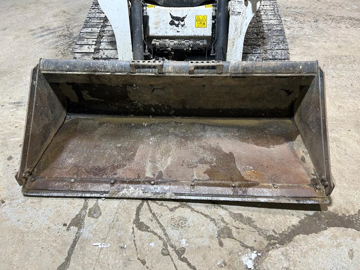 2023-bobcat-t770-image-9