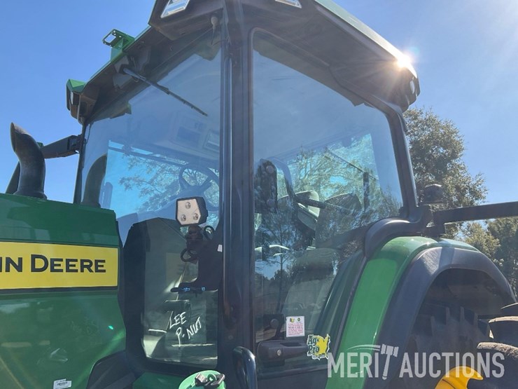 2023-john-deere-8r-370-image-18