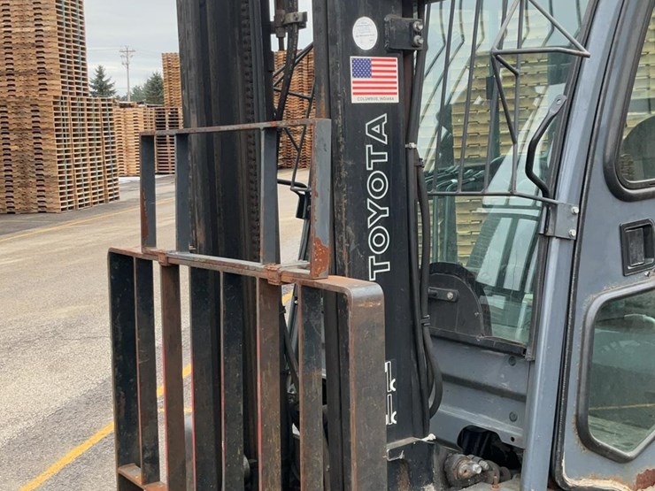 2018-toyota-8fdu25-image-45