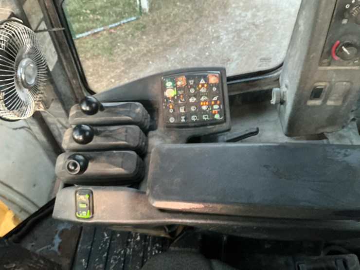 2009-deere-544k-image-16