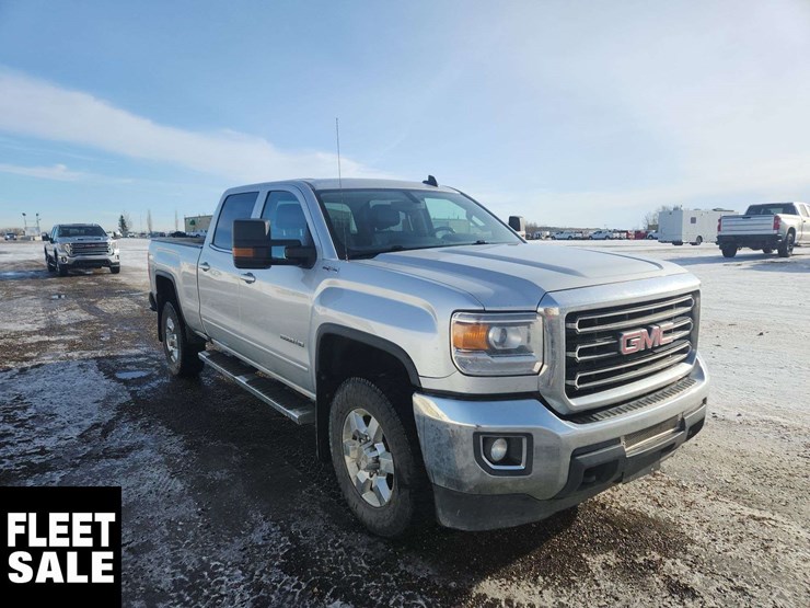 2019-gmc-sierra-2500hd-image-2