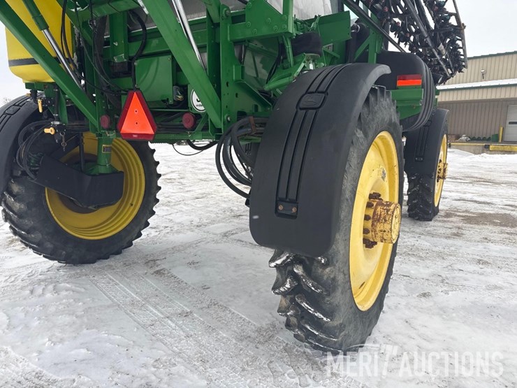 2010-john-deere-4830-image-30