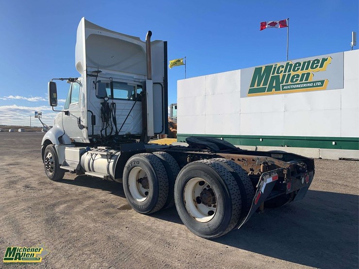 2017-international-prostar-image-3