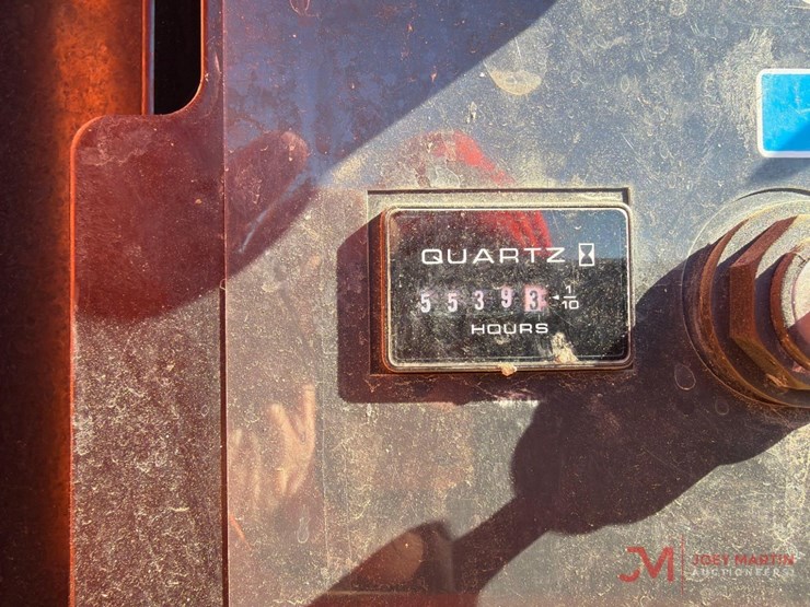 2015-jlg-600s-image-18