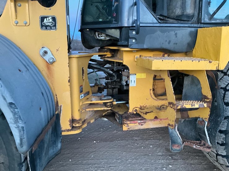 2009-deere-544k-image-44