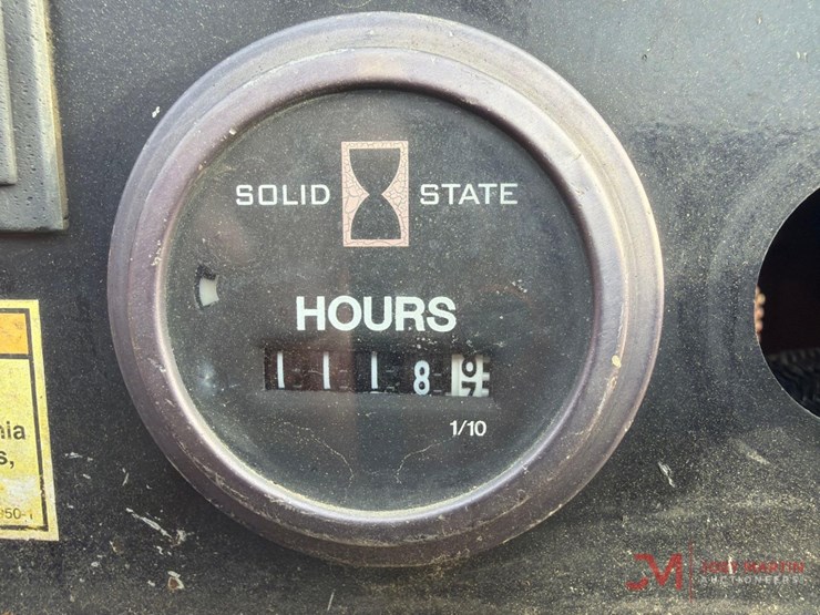 2019-ditch-witch-sk800-image-17