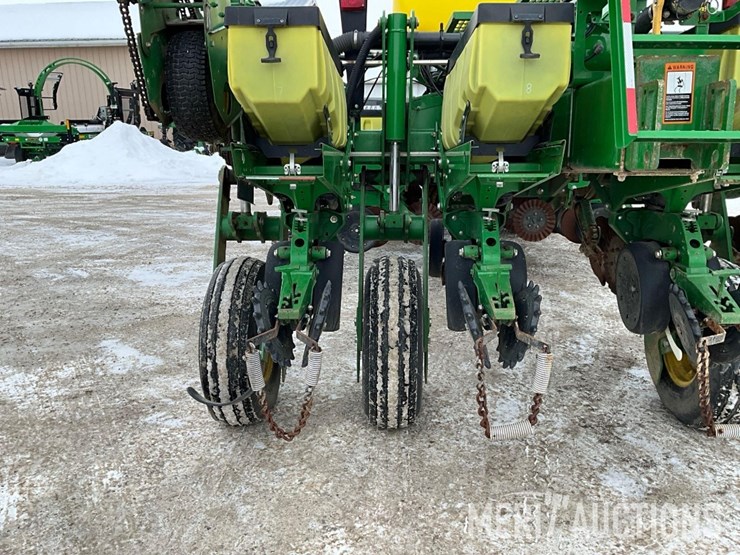 2013-john-deere-1770nt-image-21