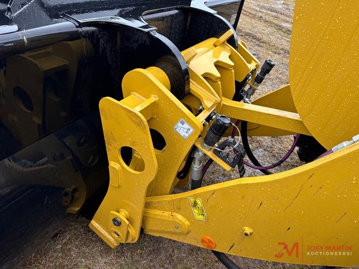 caterpillar-926-image-8