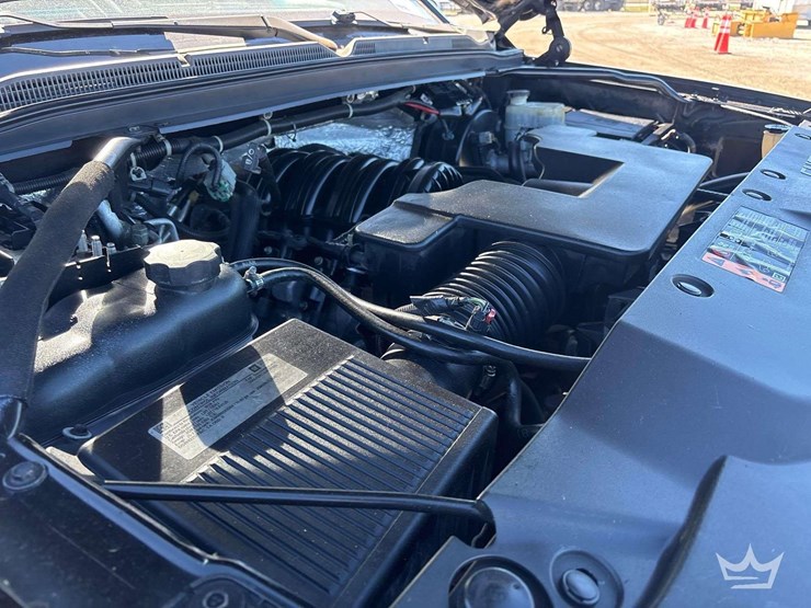 2018-chevrolet-tahoe-image-8