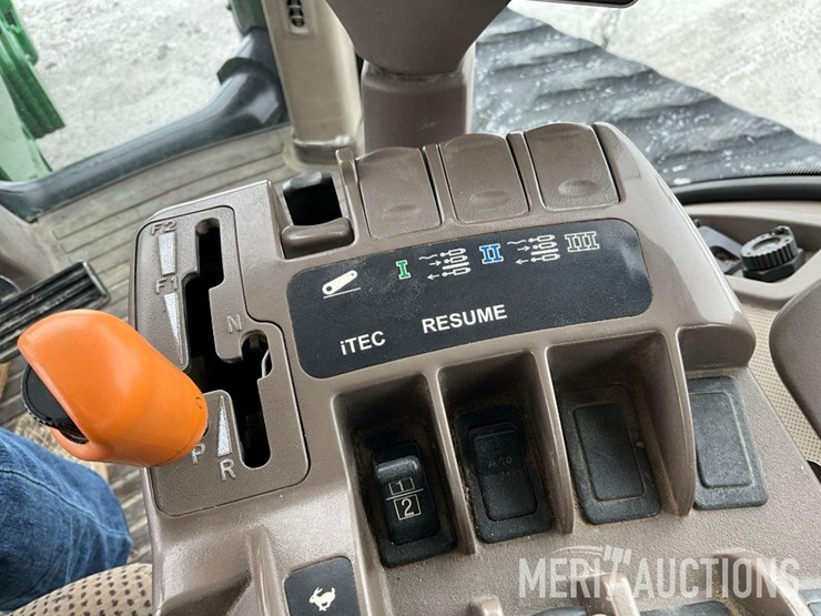 2013-john-deere-8360rt-image-47