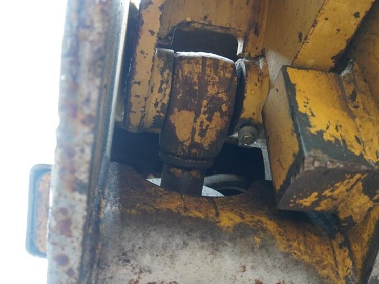 2000-caterpillar-525-image-62