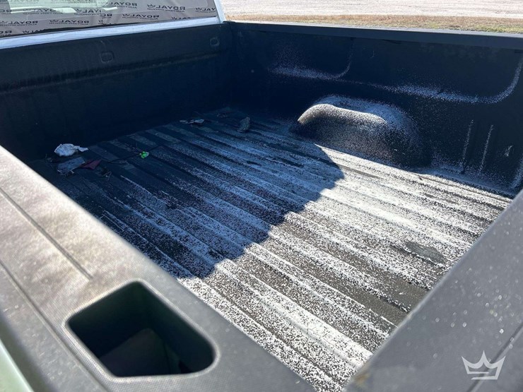 2016-chevrolet-silverado-1500-image-21