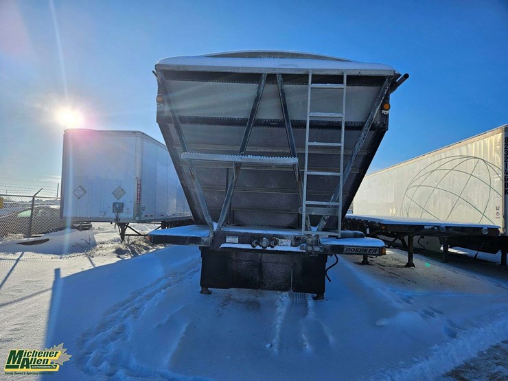 2010-doepker-tri/a-bulk-trailer-image-6