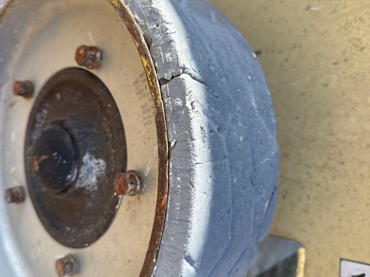 2015-jlg-3246es-image-6