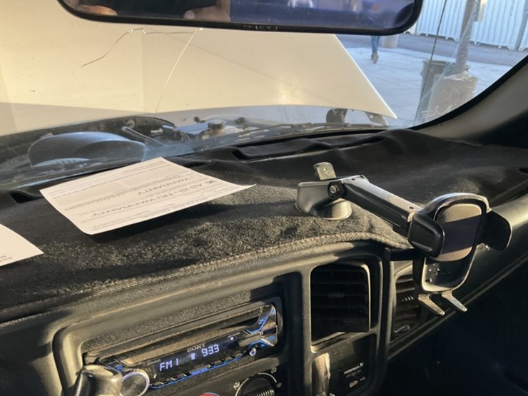 2001-chevrolet-silverado-1500-image-17