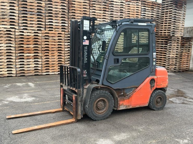 2018-toyota-8fdu25-image-1