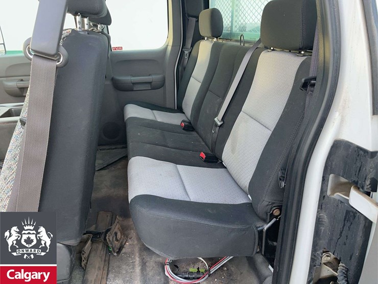 2008-gmc-sierra-2500hd-image-15