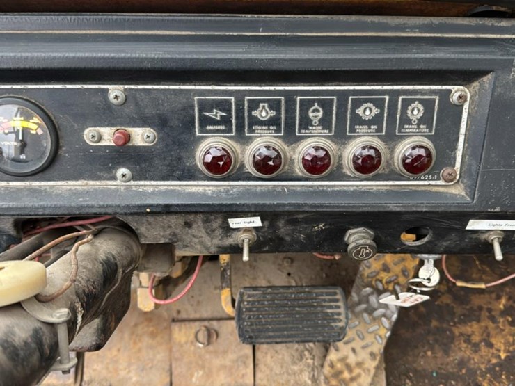 caterpillar-v140-image-41