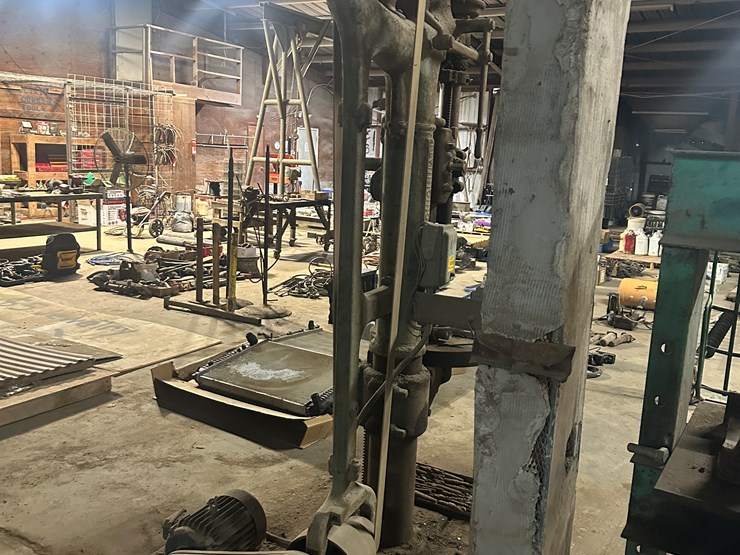 #38470-•-allen-bradley-cincinnati-drill-press-image-3