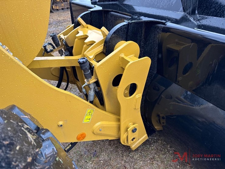 caterpillar-926-image-21