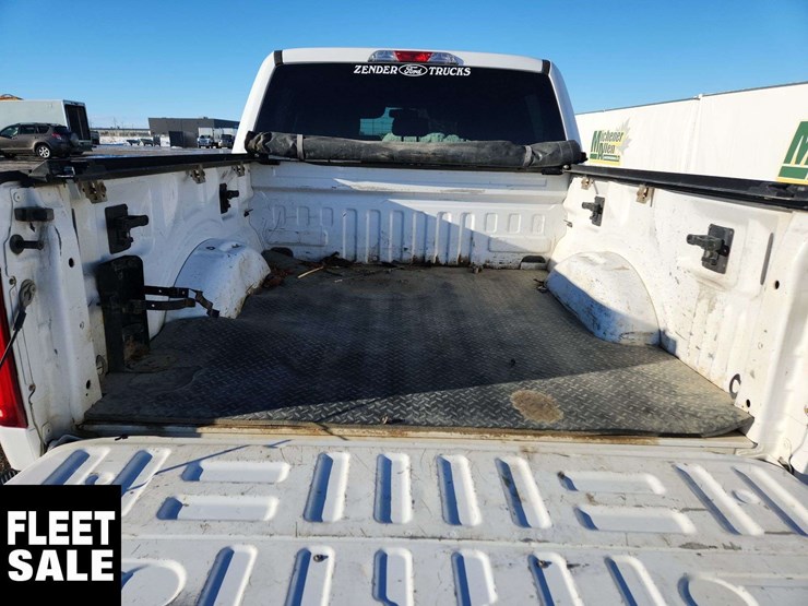 2016-ford-f150-image-9