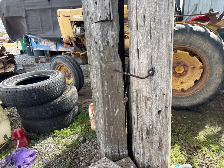 #382-•-lot-of-4-15+-ft-antique-reclaimed-cypress-beams-image-17