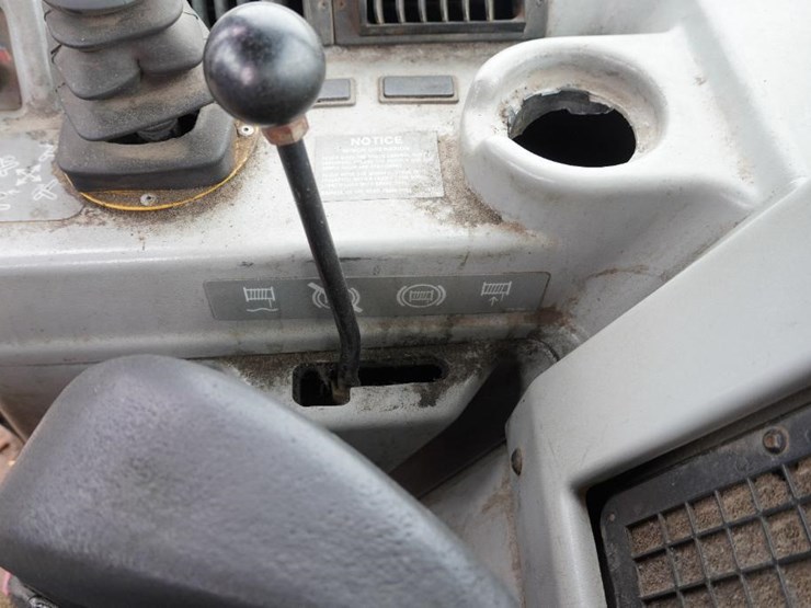 2000-caterpillar-525-image-33