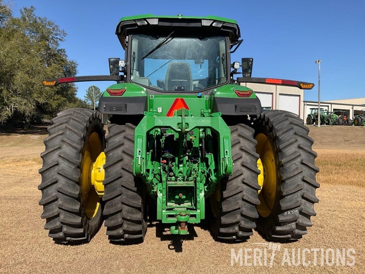 2023-john-deere-8r-370-image-4