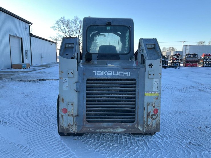 2012-takeuchi-tl10-image-4