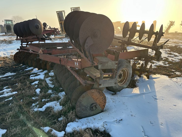 international-20-image-3