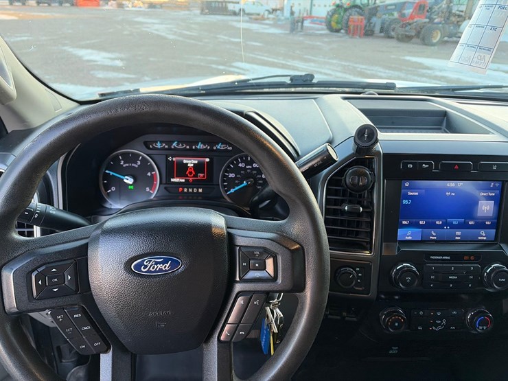 2020-ford-f250-image-13
