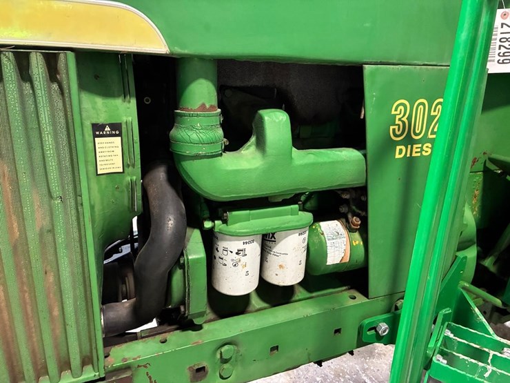 john-deere-3020-image-15