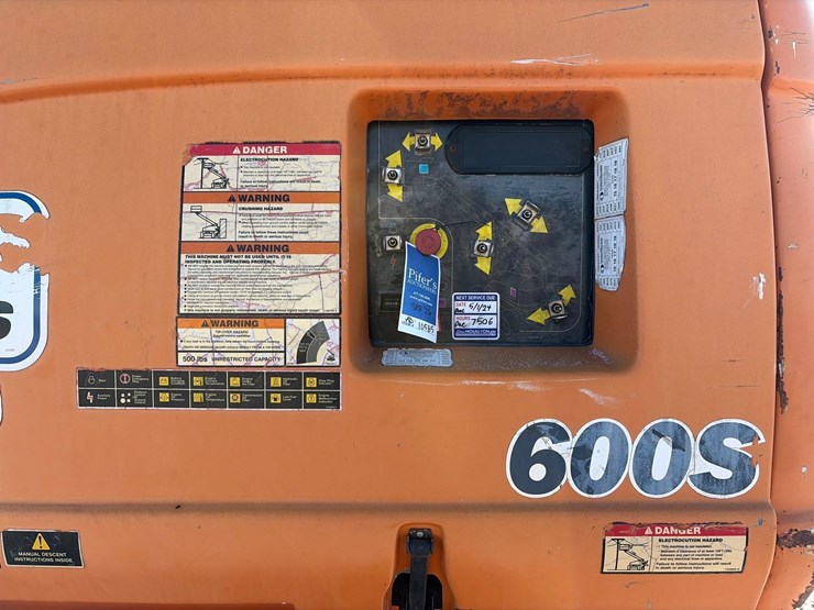 jlg-600s-image-11