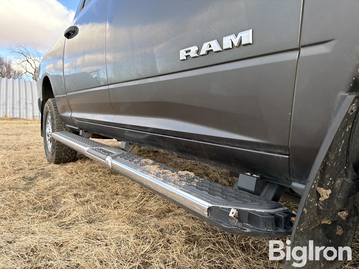 2022-dodge-2500-image-19