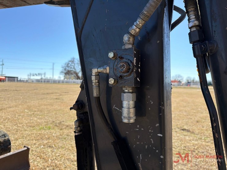 2020-deere-50g-image-9