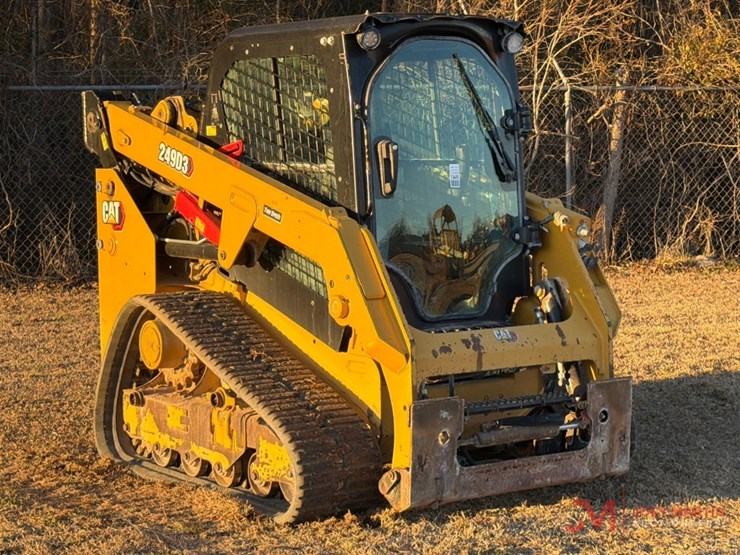 2020-caterpillar-249d3-image-1