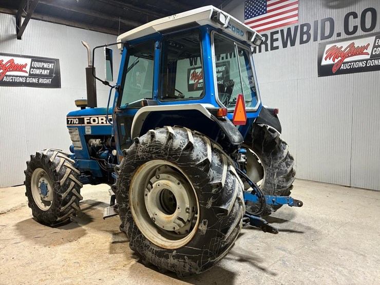ford-7710-image-3