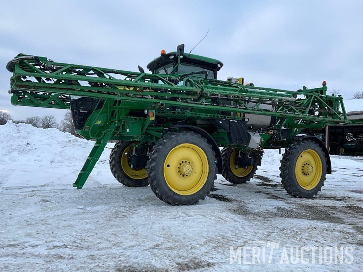 2015-john-deere-r4038-image-1